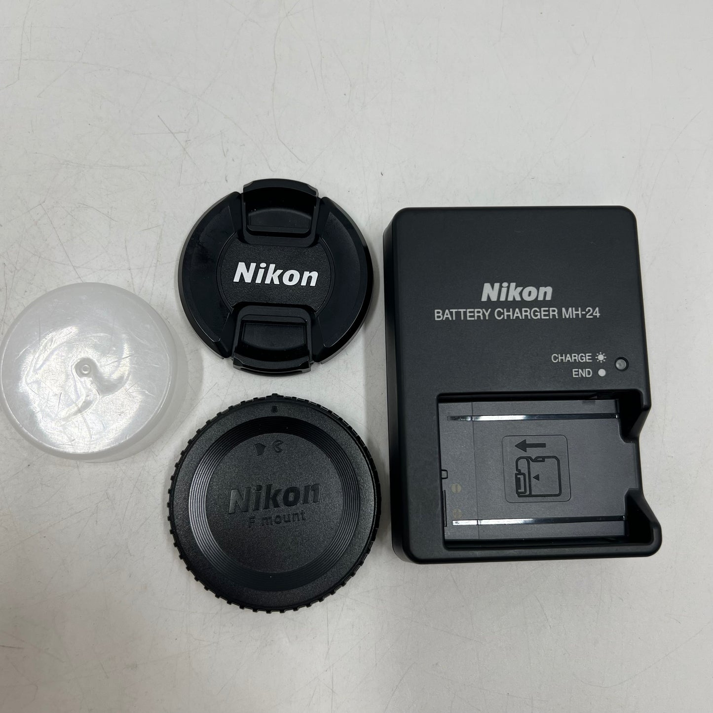 Nikon D3400 24.2MP DSLR Camera 968 Shutter Count