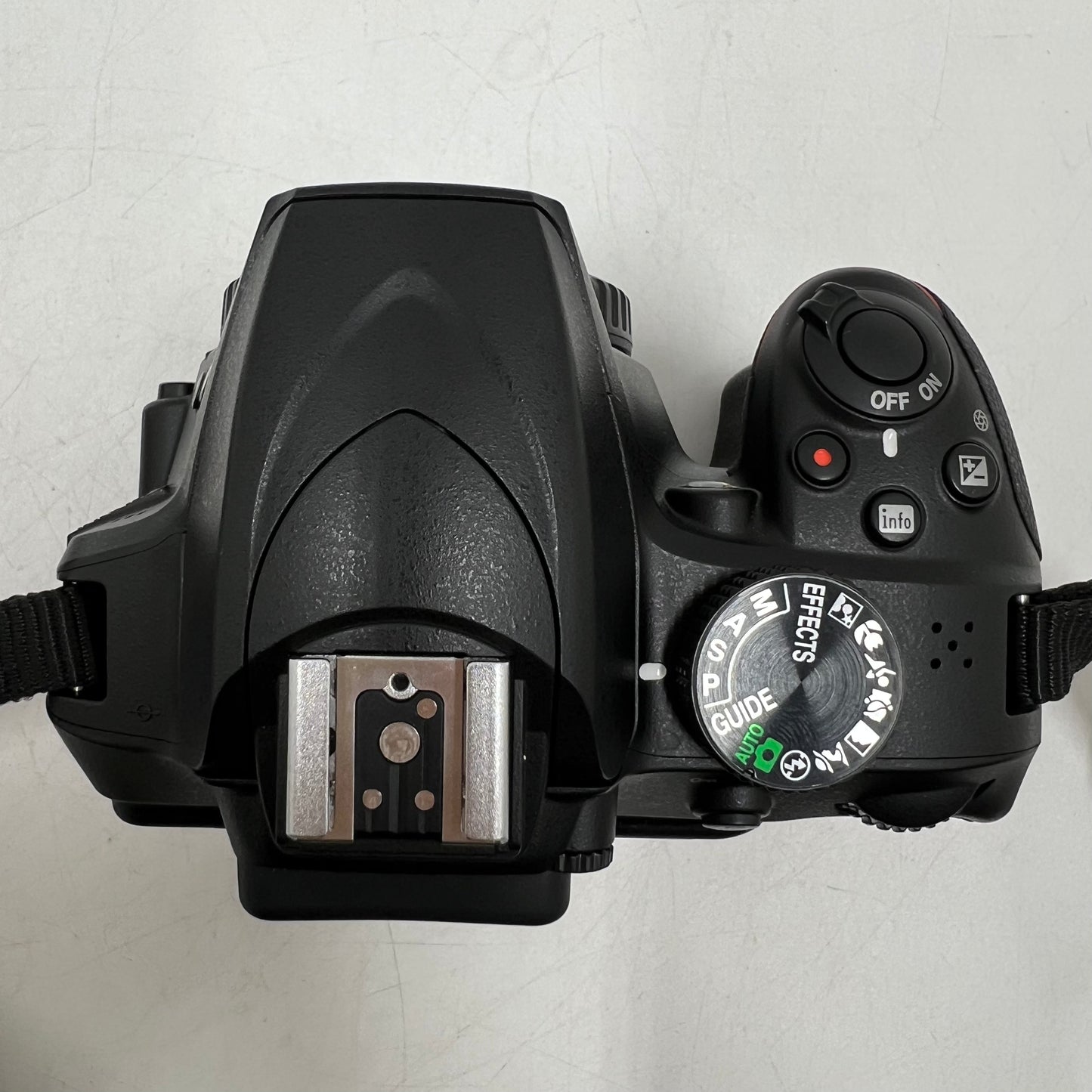 Nikon D3400 24.2MP DSLR Camera 968 Shutter Count