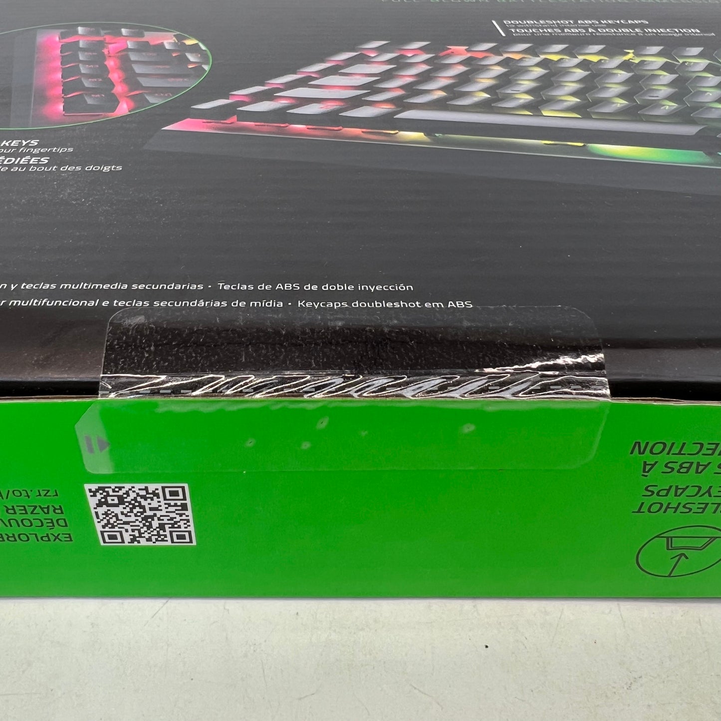 New Razer Black widow V4 X Gaming Keyboard RZ03-0470