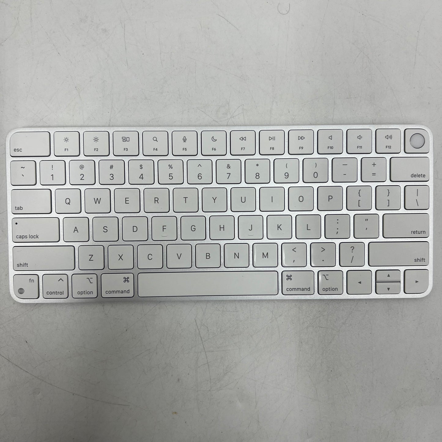Apple Keyboard w/ touch ID White A2449