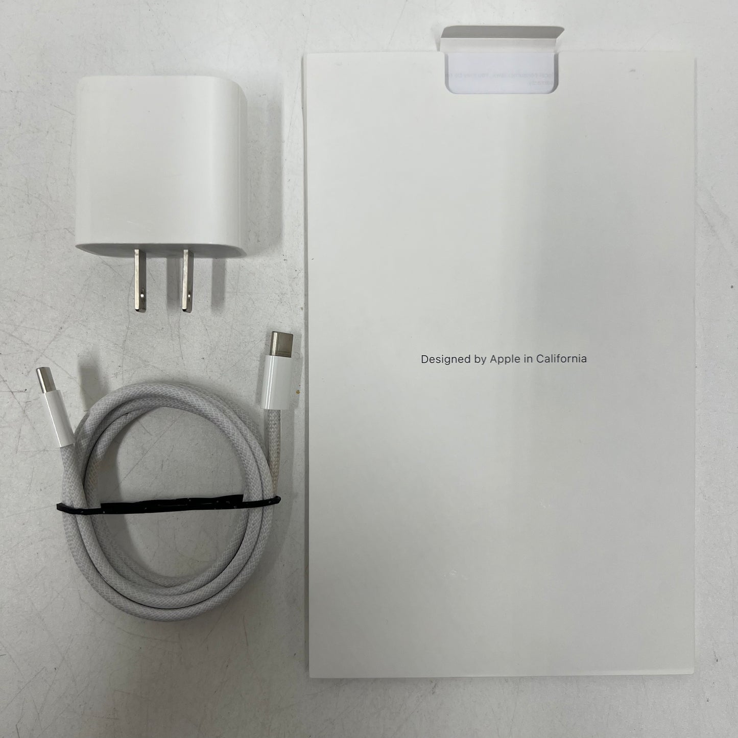 WiFi Only Apple iPad 10th Gen 64GB 17.5.1 Blue MPQ13LL/A