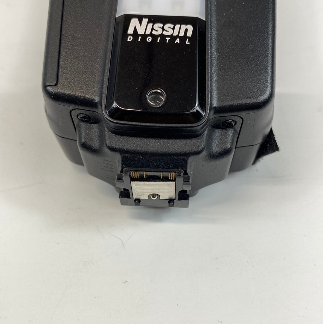 Nissin i40 Speedlite Flash For Sony E Mount Cameras
