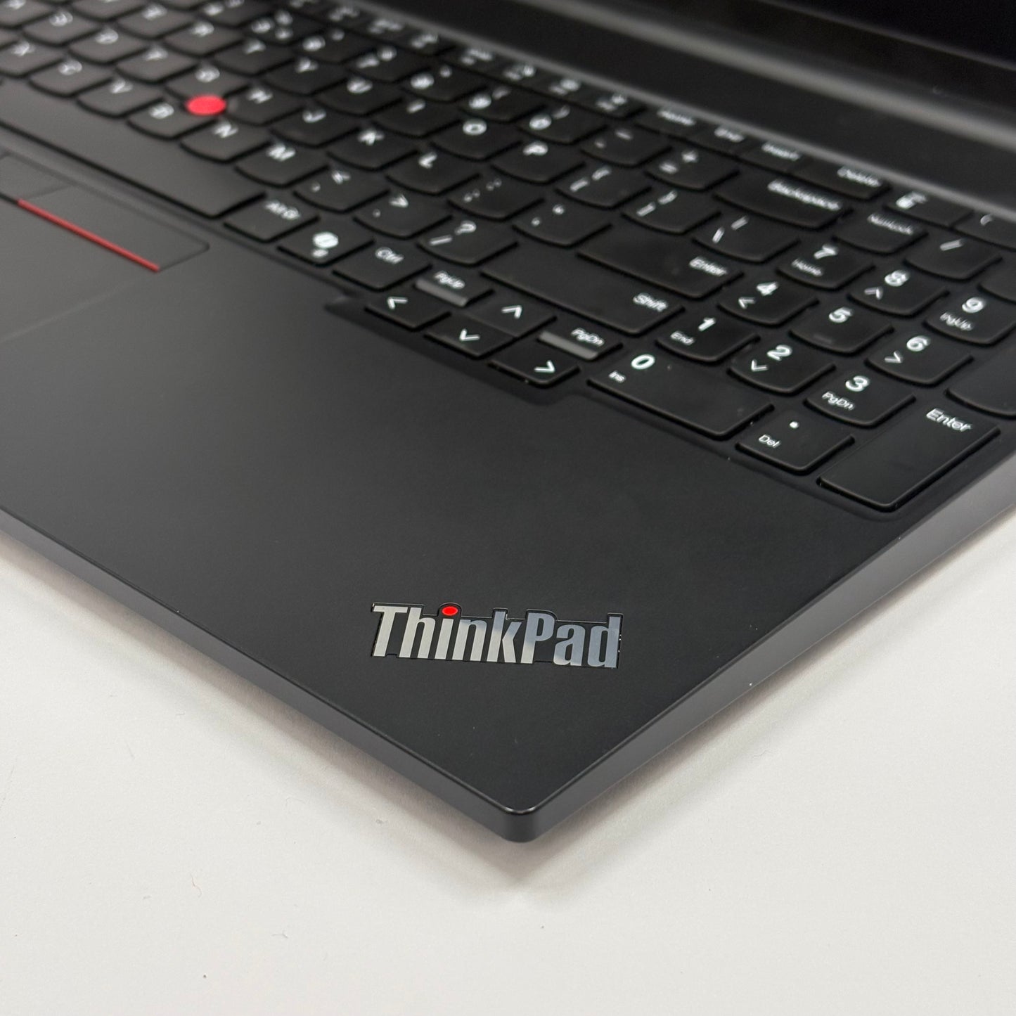 Lenovo ThinkPad E16 Gen 2 16" Ryzen 7 7735HS  3.2GHz 16GB RAM 2TB SSD