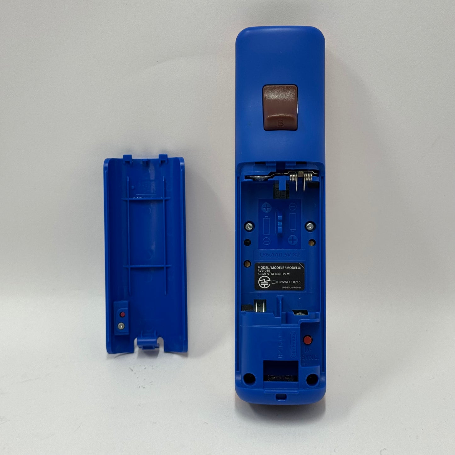 Nintendo Wii Remote Plus Controller RVL-036 Mario Special Edition