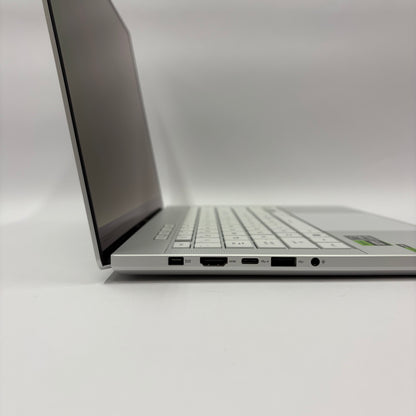 Asus ROG Zephyrus GA403U 14" Ryzen 9 8945HS 16GB RAM 1TB SSD RTX 4060