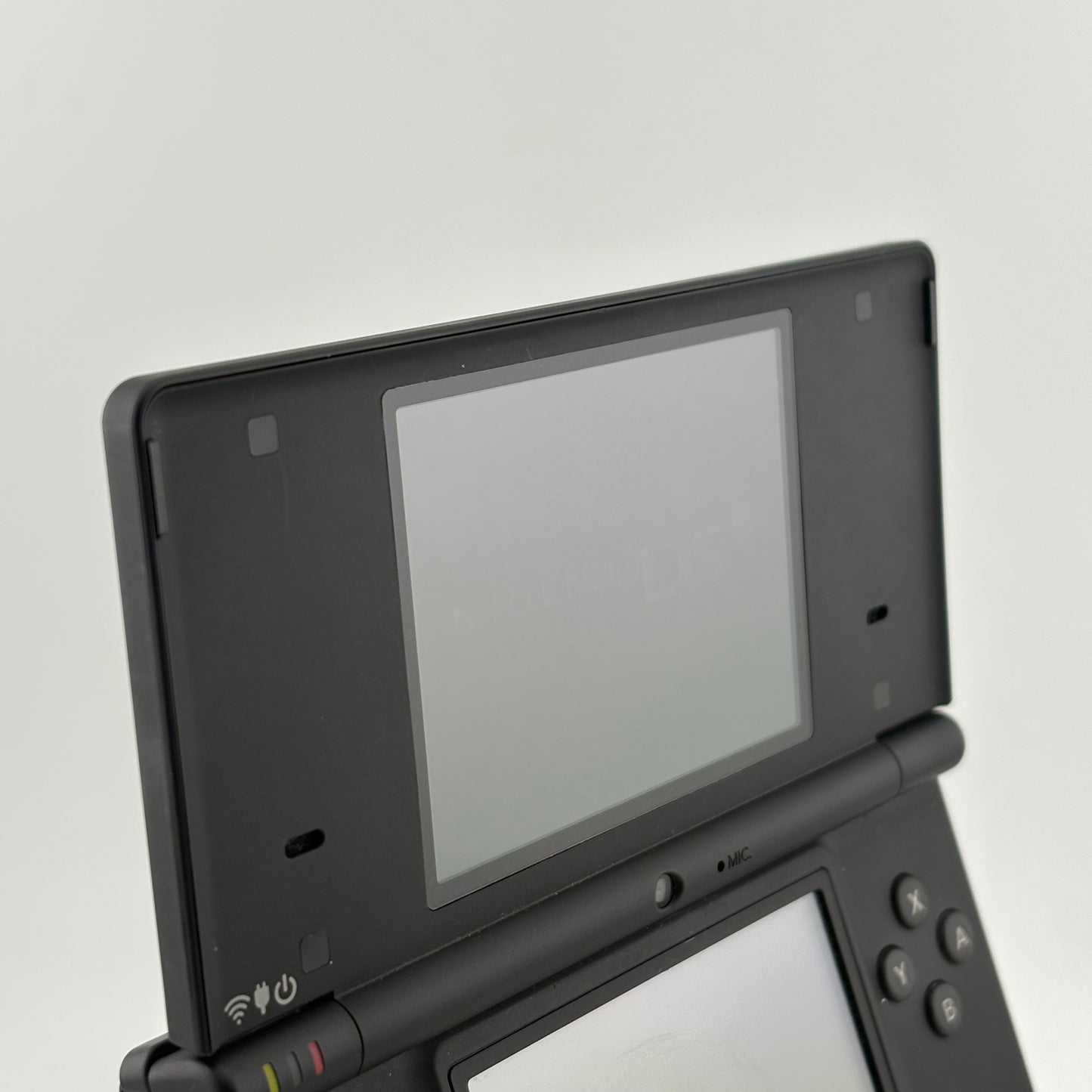 Nintendo DSi DSi Handheld Game Console Only TWL-001 Black No Stylus