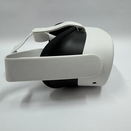 Meta Quest 3S 128GB Standalone All-in-One VR Headset P97