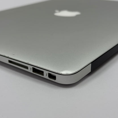 2017 Apple MacBook Air 13.3" i5 1.8GHz 8GB RAM 128GB SSD Silver A1466