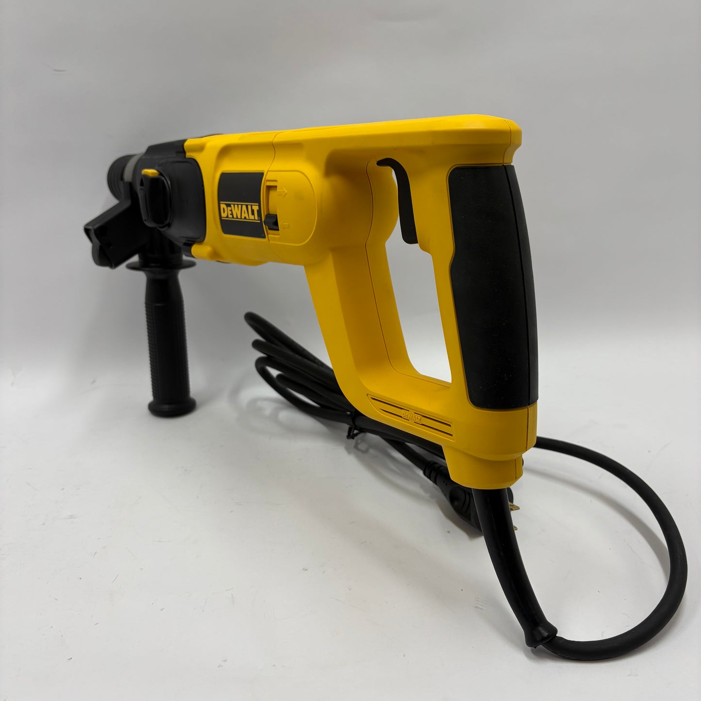DeWalt D25023 7/8" (22mm) Compact SDS Rotary Hammer  D25023