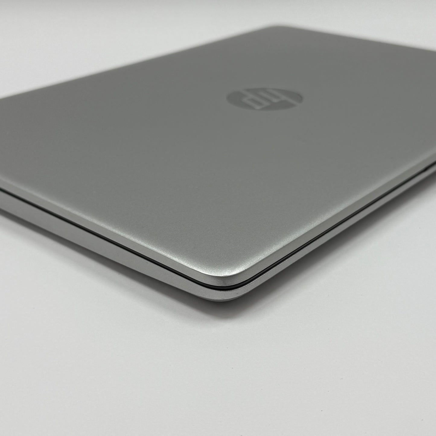 HP Laptop 14-DQ0053NR 14" Pentium Silver N5030 1.1GHz 4GB RAM 128GB SSD