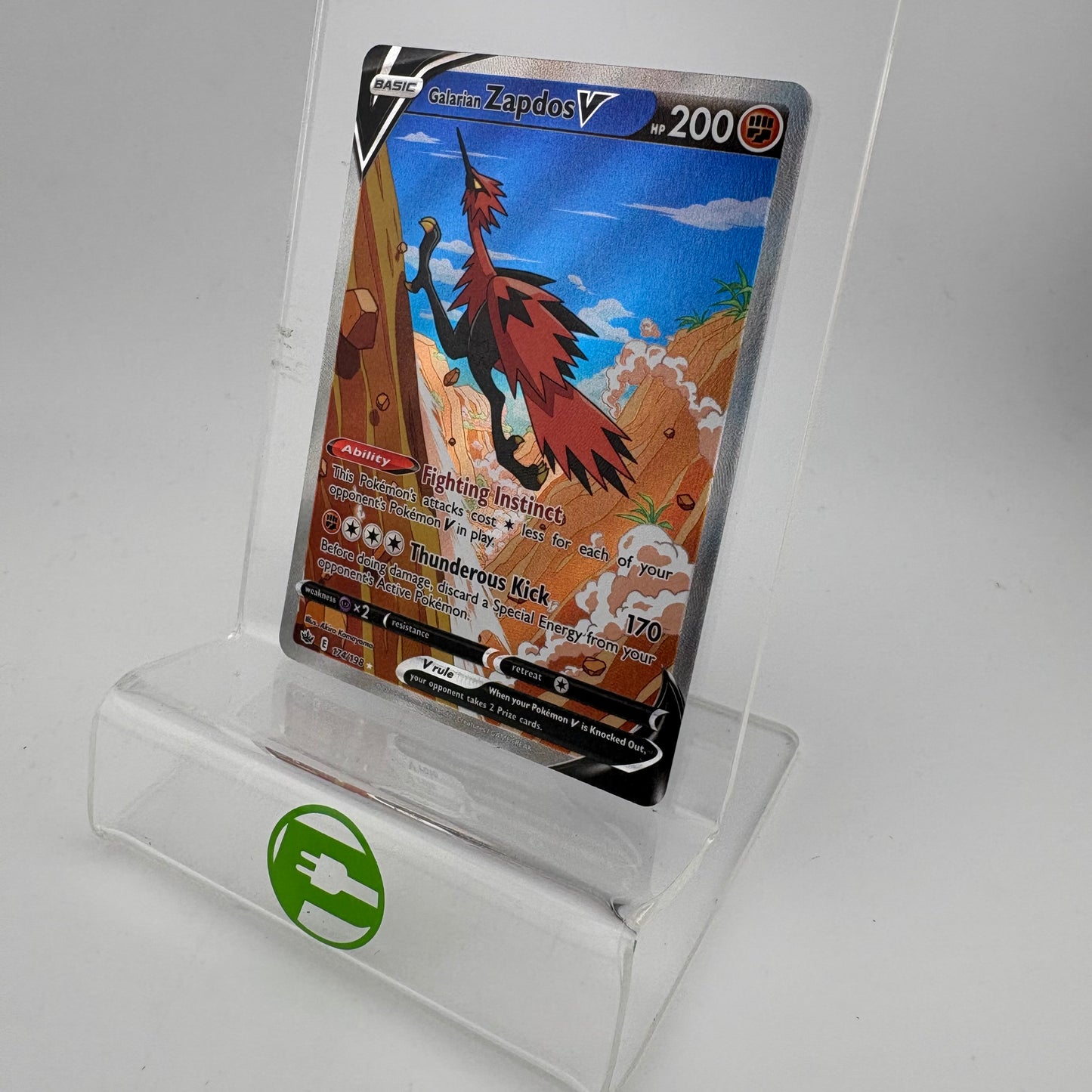 Pokémon TCG Chilling Reign Galarian Zapdos V #174 Holo English NM