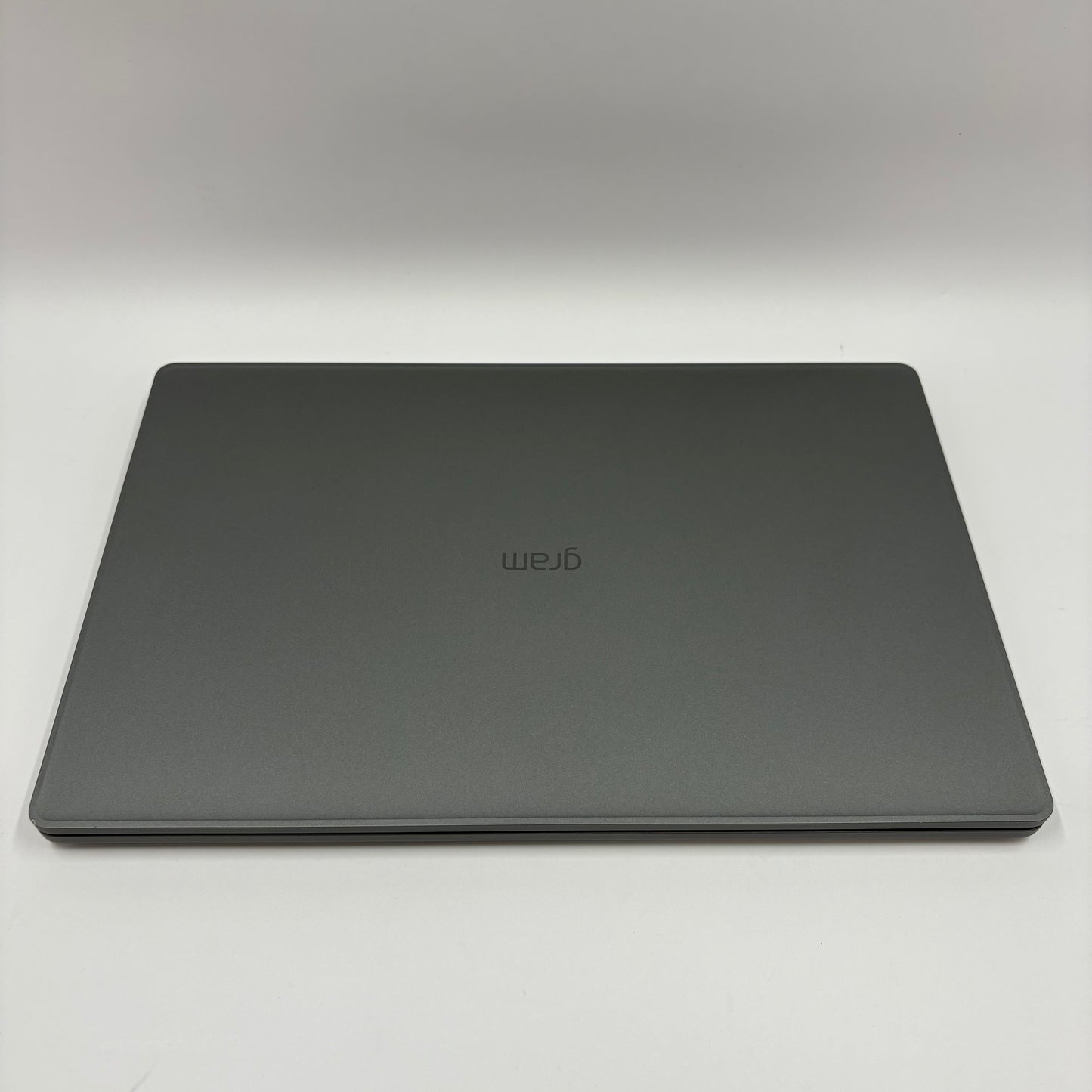 LG Gram 15U5OT 15.6" i5-1334U 1.3GHz 8GB RAM 256GB SSD