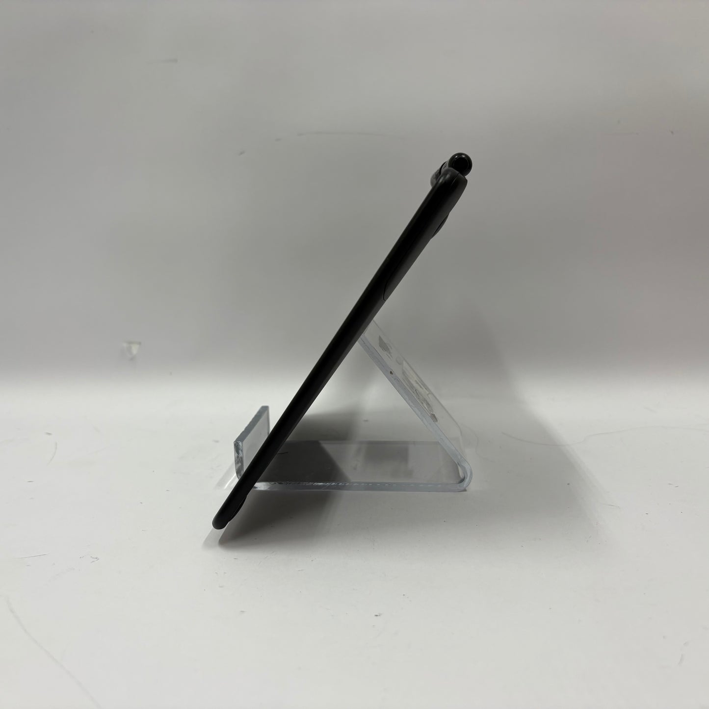 Wacom Intuos Pen and Touch Tablet Drawing Tablet CTH-490