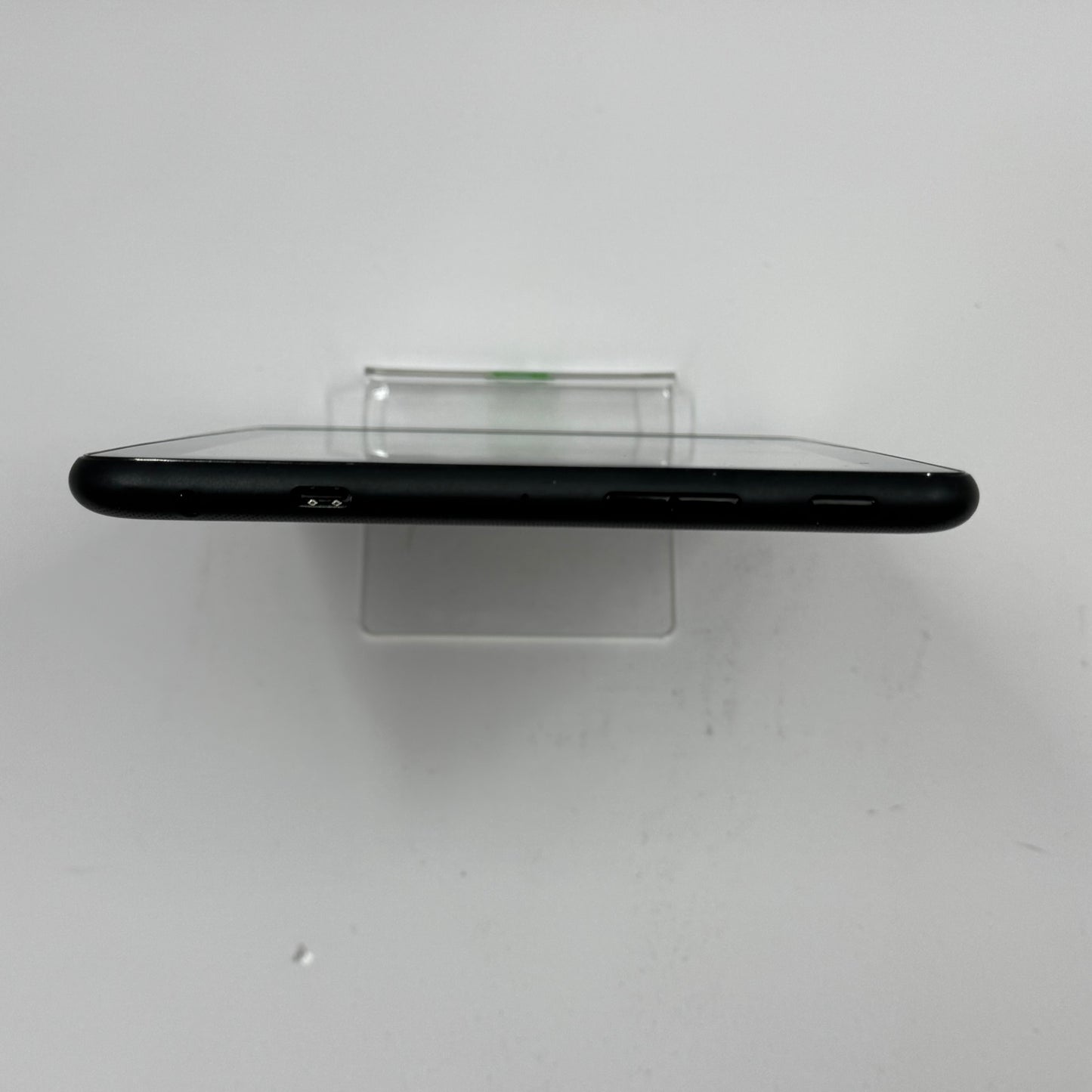 WiFi Only Amazon Fire HD 8 12th Gen 32GB Black R24SB8
