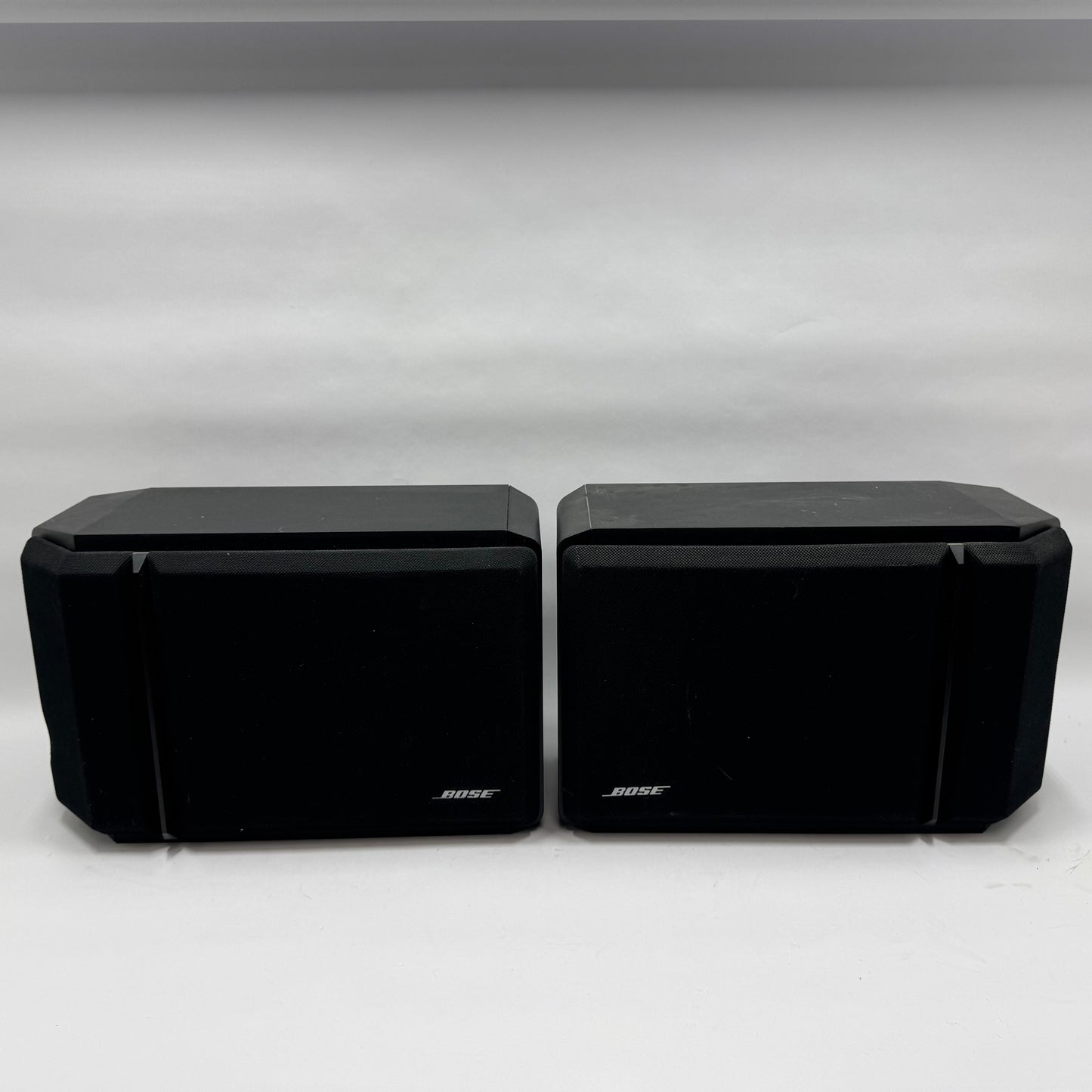 Bose 201 Series IV Bookshelf Speakers Black Left and Right