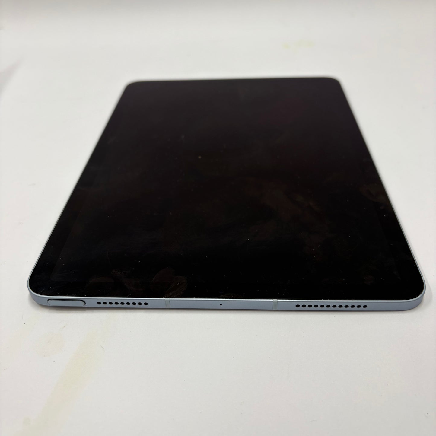 Unlocked Apple iPad Air 4th Gen 64GB Blue MYJ12LL/A