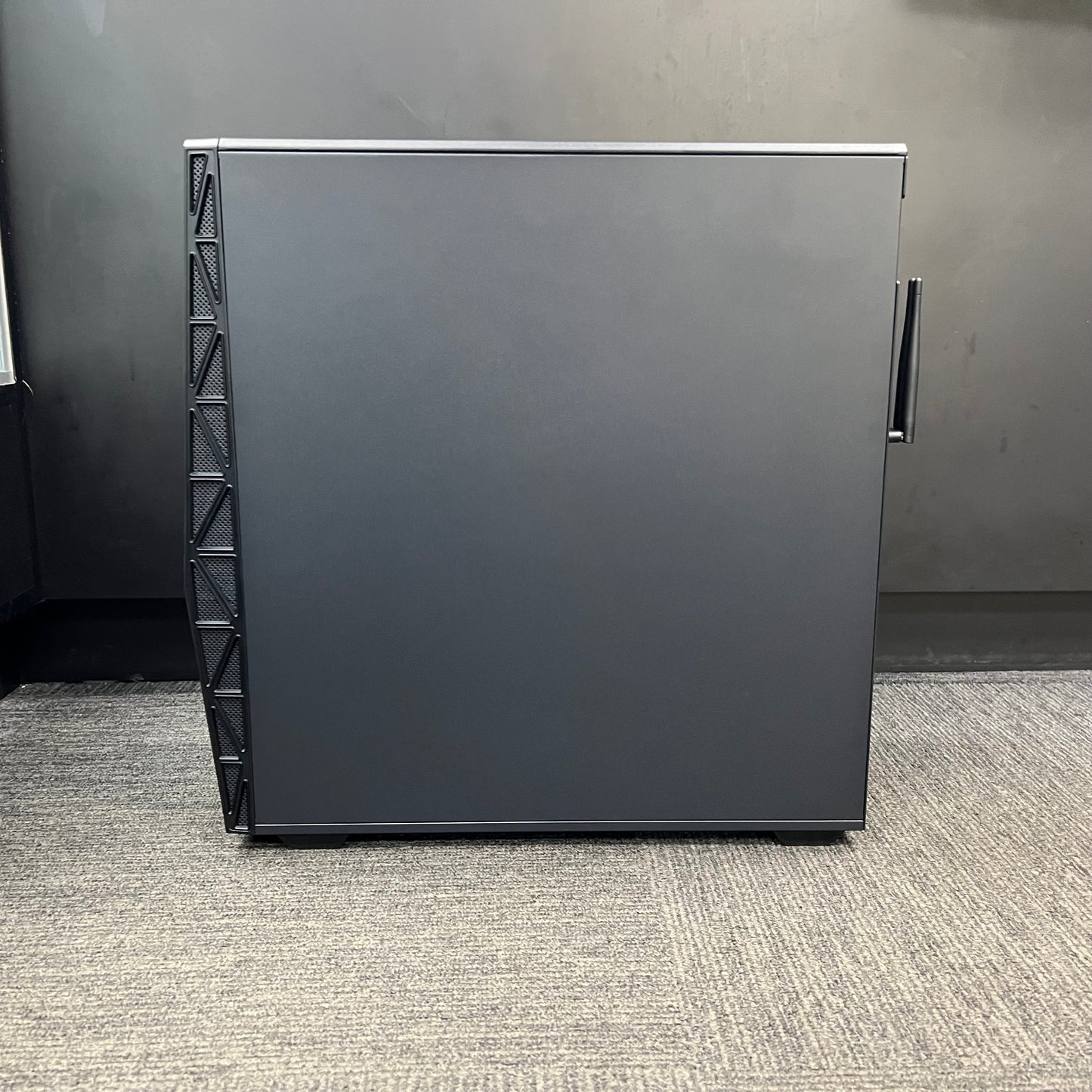 iBuyPower i-Series i7-14700F 2.10GHz 32GB RAM PNY GeForce RTX 5060