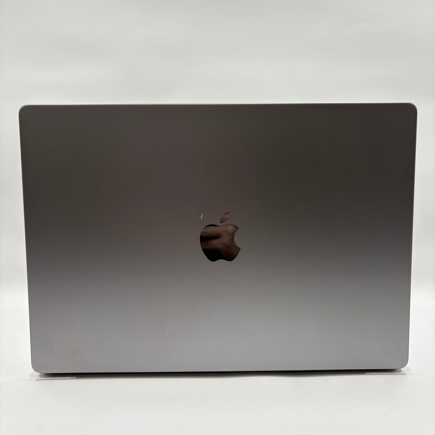 2021 Apple MacBook Pro 16" M1 Pro 16C GPU 3.2GHz 16GB RAM 2TB SSD A2485