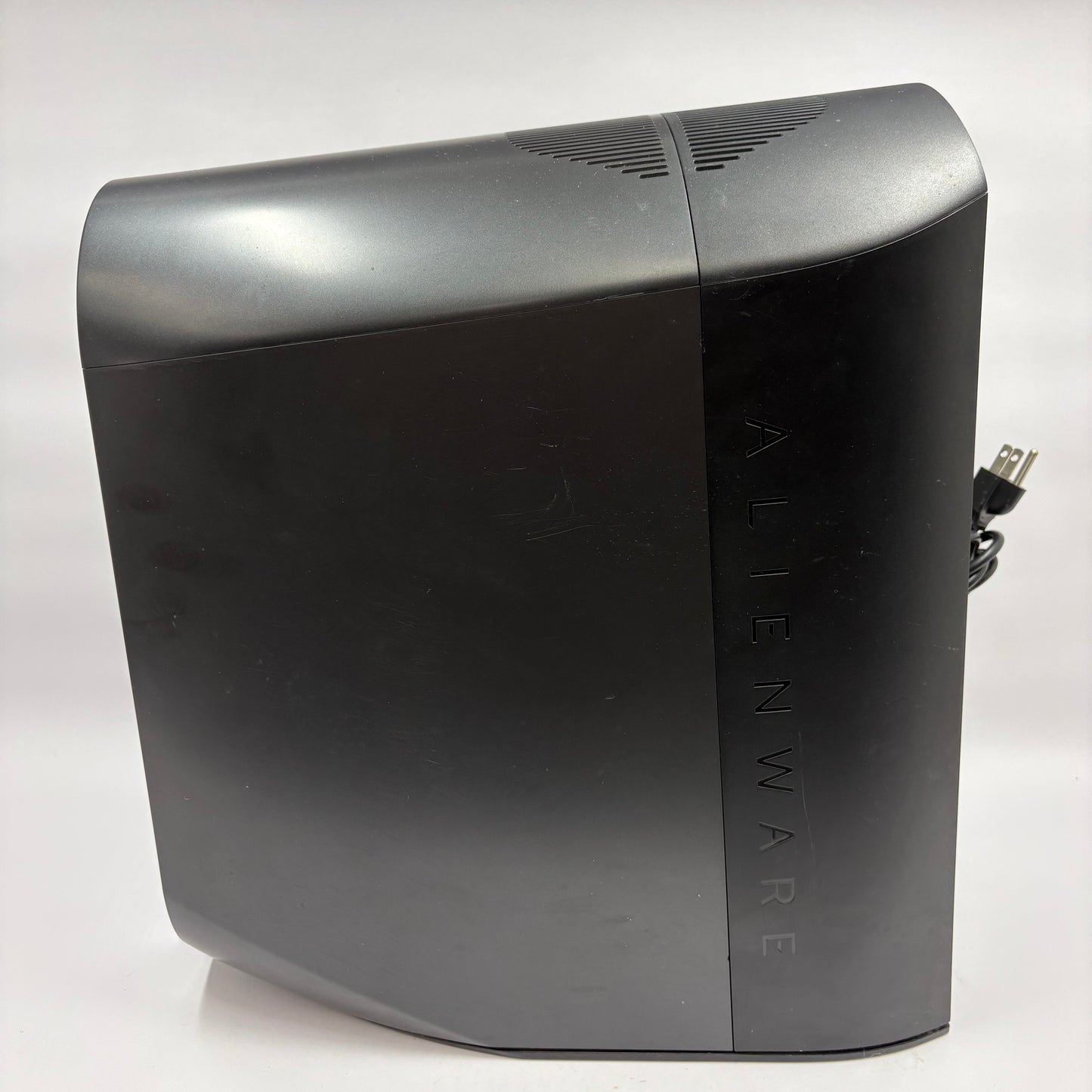 Alienware Aurora R10 Ryzen 5 3500 16GB RAM 256GB SSD 1TB HDD Radeon RX 6700 XT