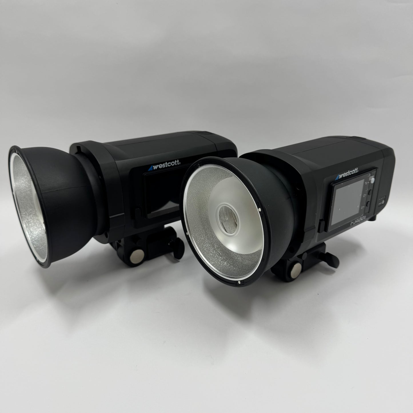 Westcott FJ400 II  Strobe 2-Light Backpack Kit