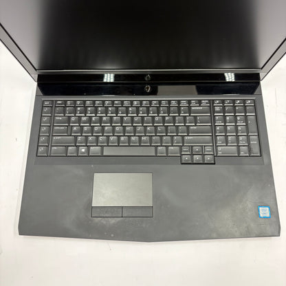 Alienware 17 R4 17.3" i7-7700HQ 16GB RAM 128GB SSD 1TB HDD GeForce GTX 1070
