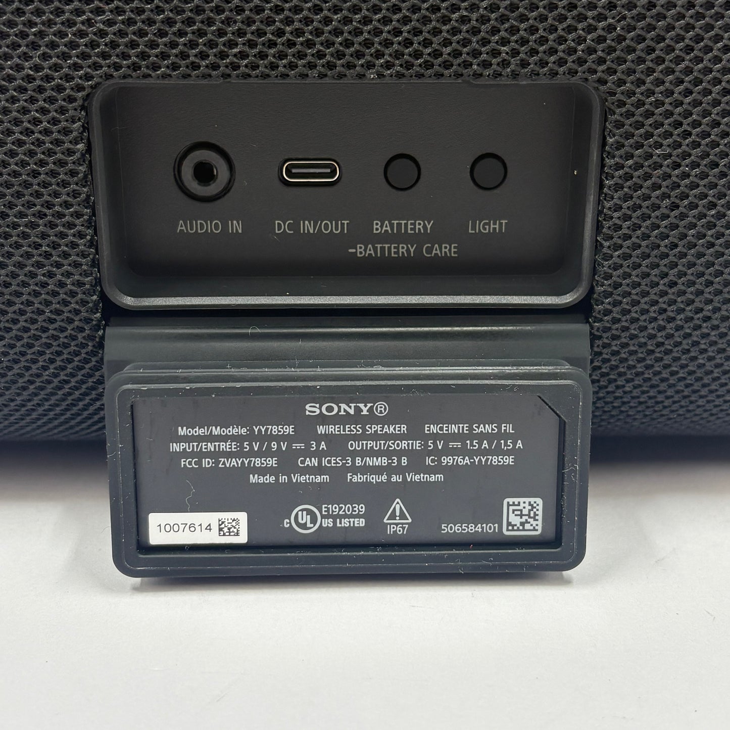 Sony ULT FIELD 5 Portable Indoor Outdoor Wireless Speaker Black SRSULT50/B