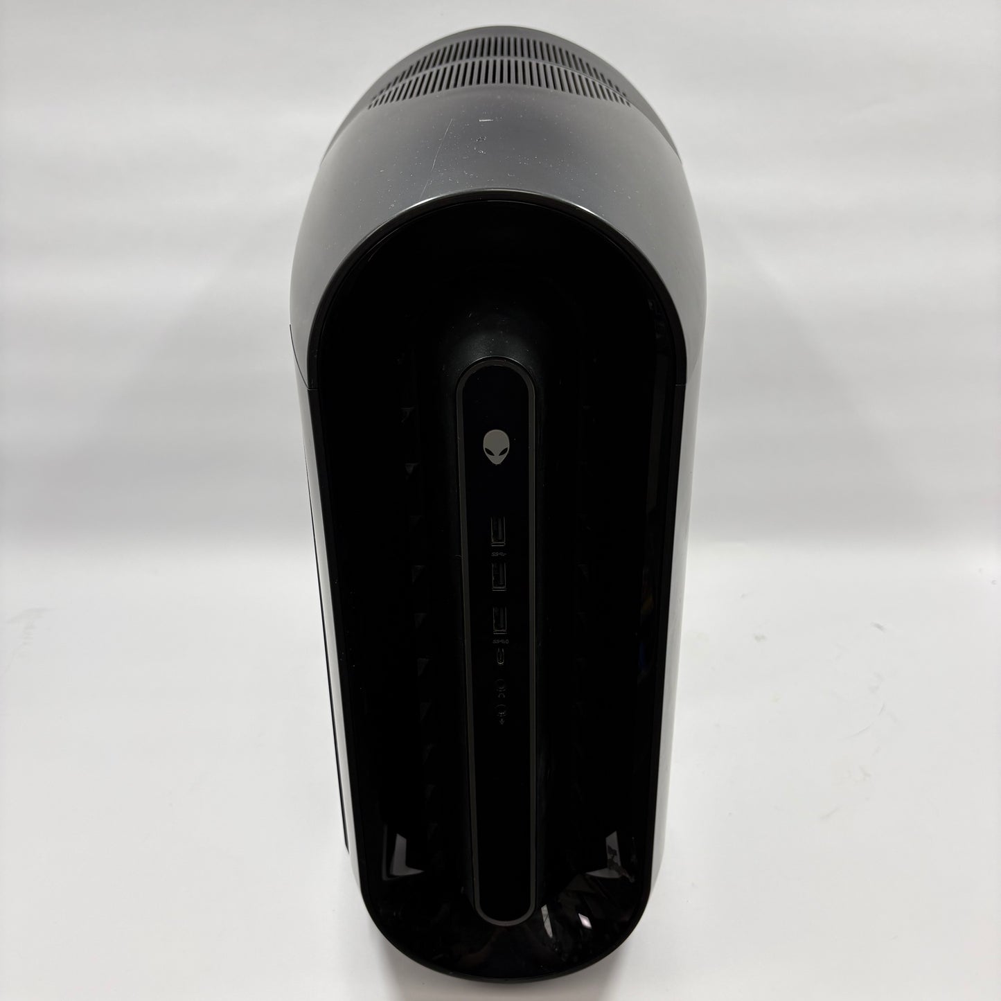 Alienware Aurora R10 Ryzen 5 3500 16GB RAM 256GB SSD 1TB HDD Radeon RX 6700 XT