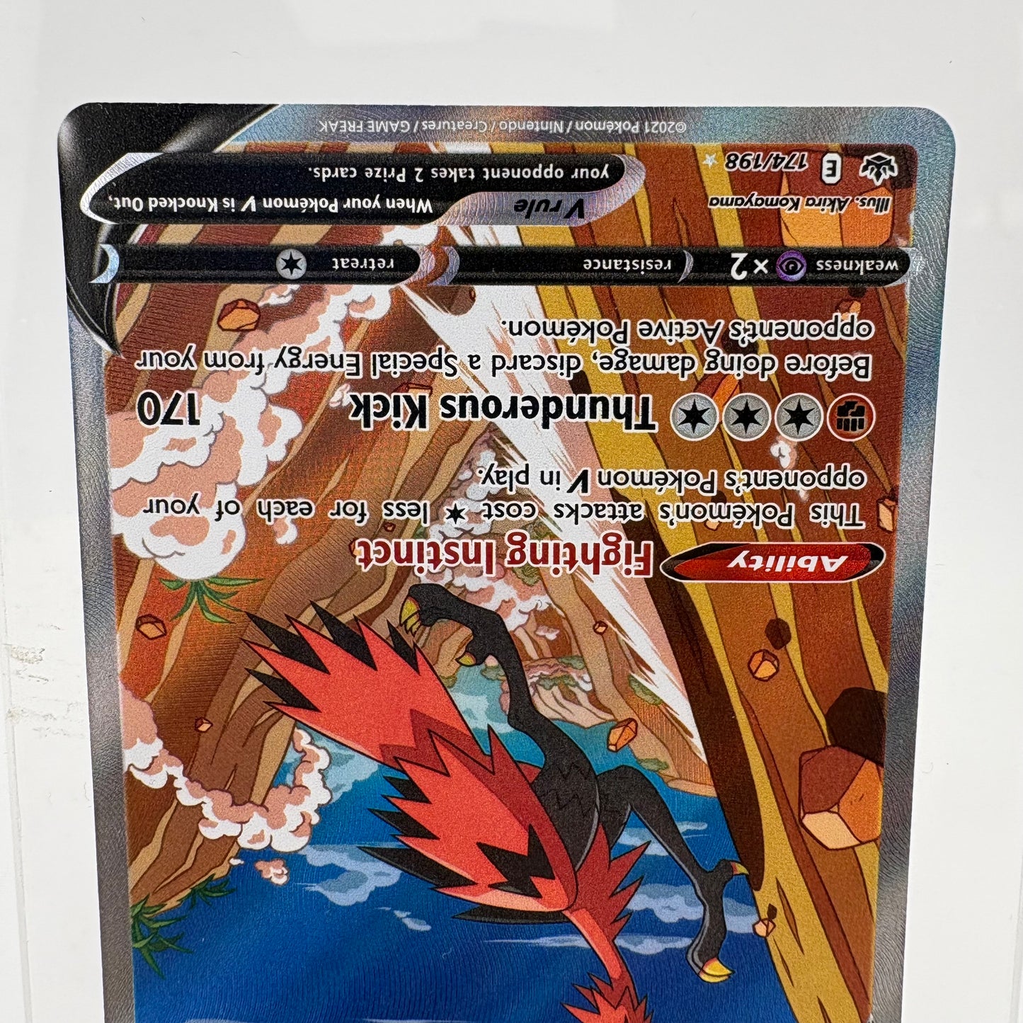 Pokémon TCG Chilling Reign Galarian Zapdos V #174 Holo English NM