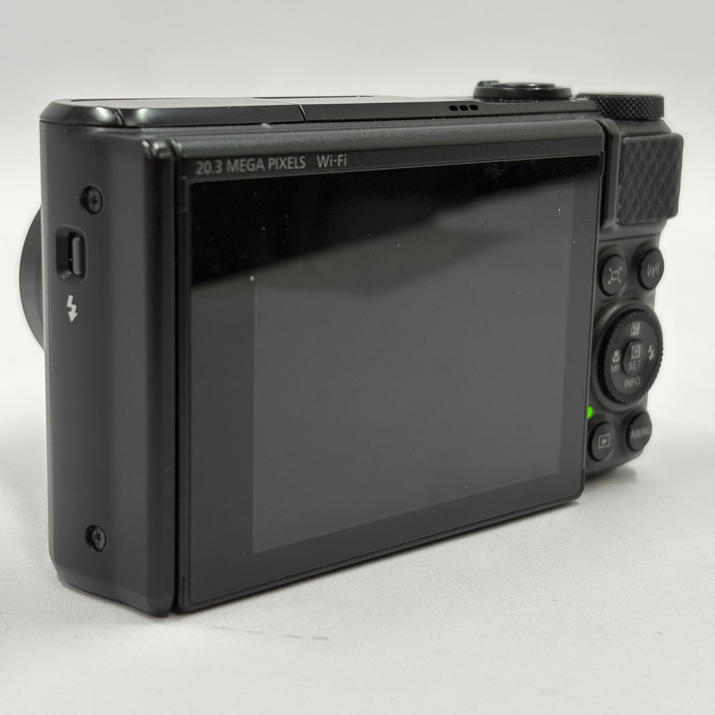 Canon PowerShot SX740 HS 20.3MP Digital Point-And-Shoot Camera
