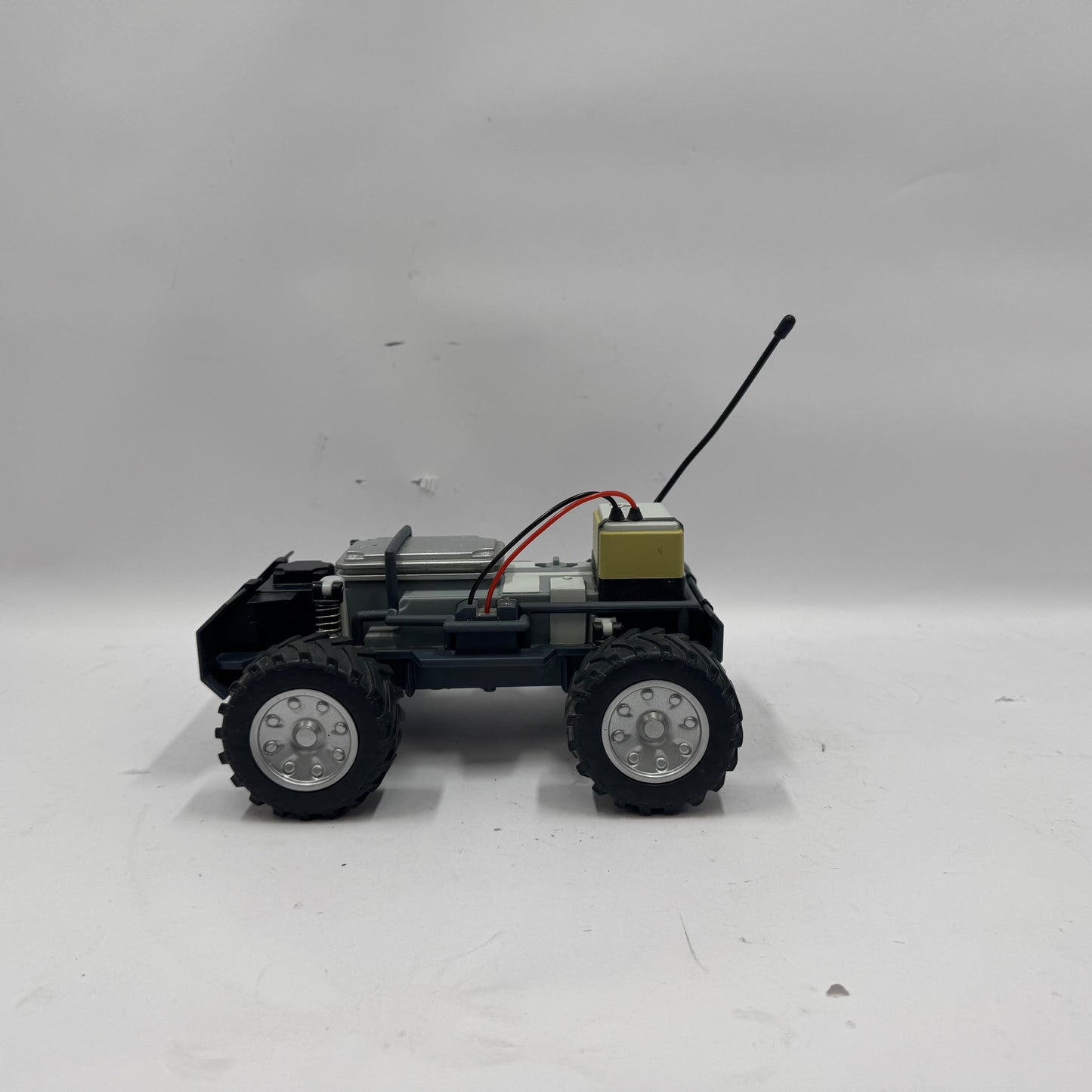 Activision Call of Duty: Black Ops RC-XD RC Car and Controller