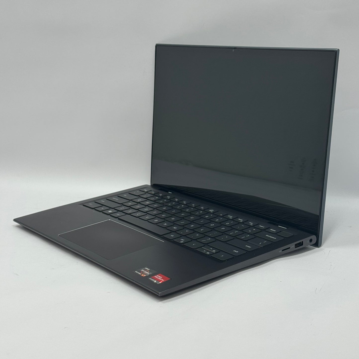 Dell Inspiron 7415 2-IN-1 14" Ryzen 7 5700U 1.8GHz 16GB RAM 512GB SSD Read