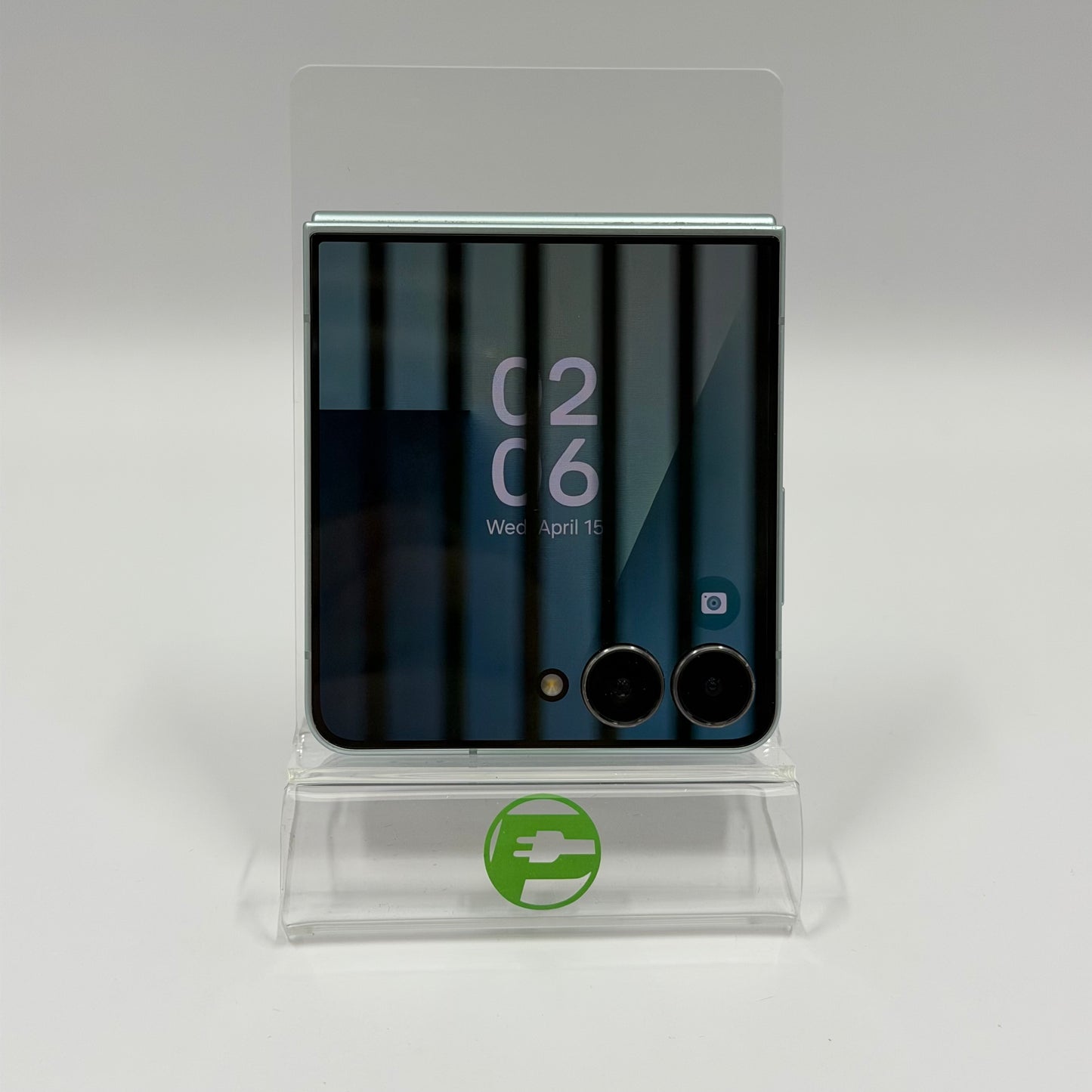 Unlocked Samsung Galaxy Z Flip7 12GB RAM 256GB SM-F766U1 Arctic Silver