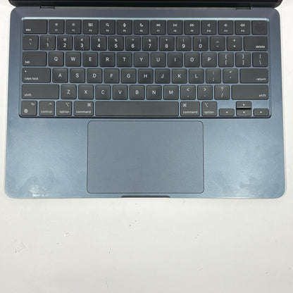 2022 Apple MacBook Air 13.6" M2 8C GPU 3.5GHz 8GB RAM 256GB SSD A2681