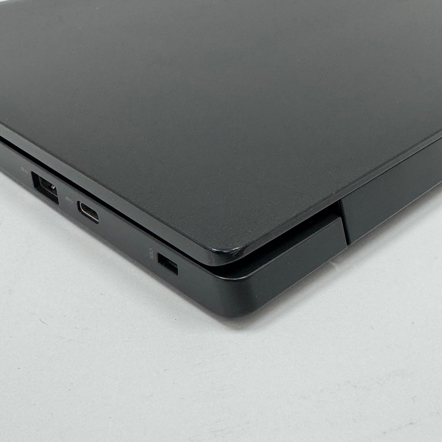 Lenovo Chromebook S340-14 Touch 81V30000US 14" Celeron N4000 4GB RAM 32GB SSD