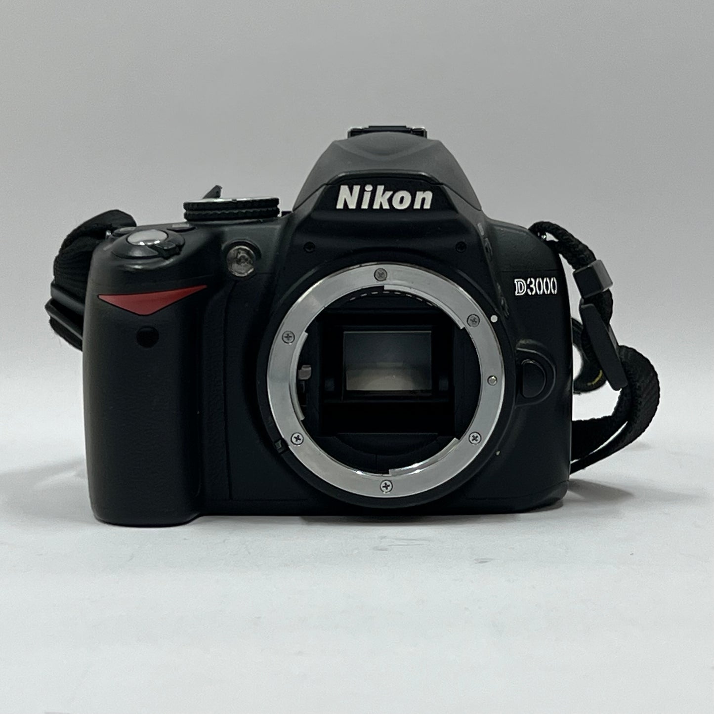 Nikon D3000 10.2MP Digital SLR DSLR Camera 3713 Shutter Count