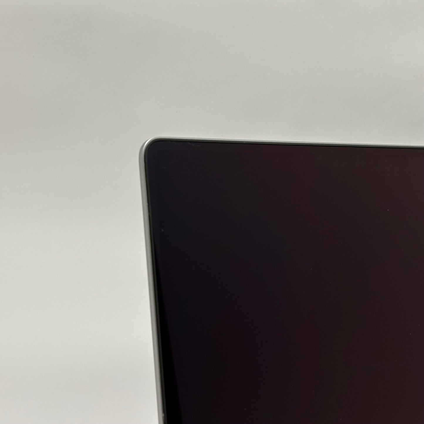 2021 Apple MacBook Pro 16" M1 Pro 16 Core 3.2GHz 16GB RAM 2TB SSD A2485