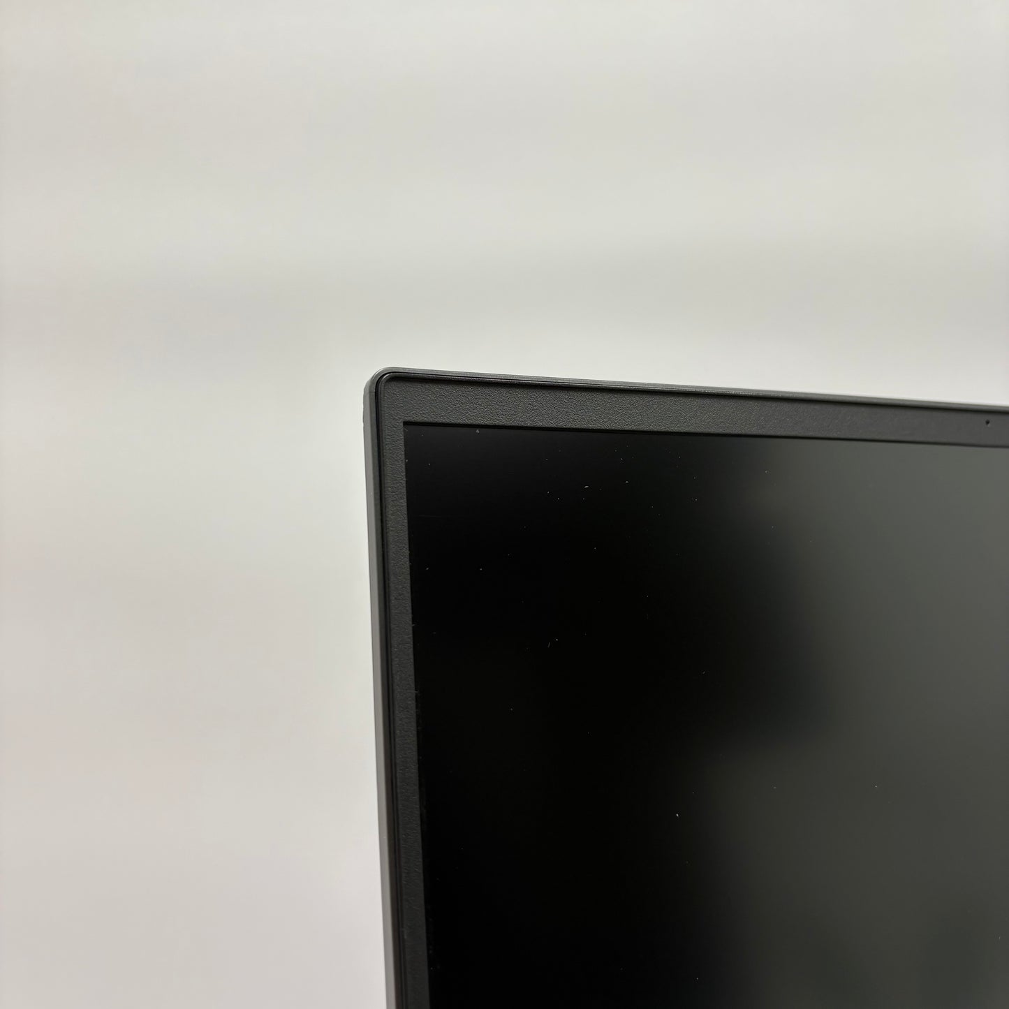 HP OMEN 16-N0027NR 16" Ryzen 7 6800H 3.2GHz 16GB RAM 1TB SSD Radeon RX 6650M