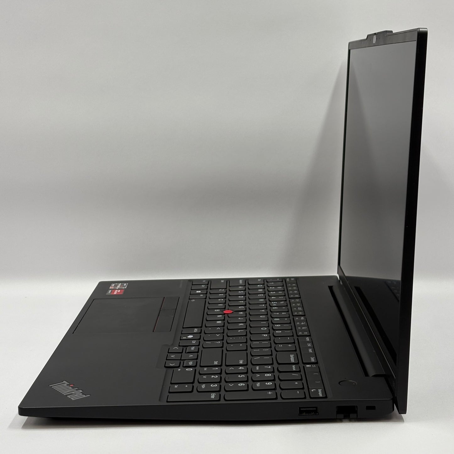 Lenovo ThinkPad E16 Gen 2 16" Ryzen 7 7735HS  3.2GHz 16GB RAM 2TB SSD