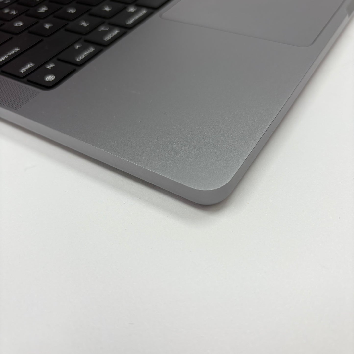 2023 Apple MacBook Pro 14" M3 10C GPU 4.0GHz 8GB RAM 512GB SSD A2918