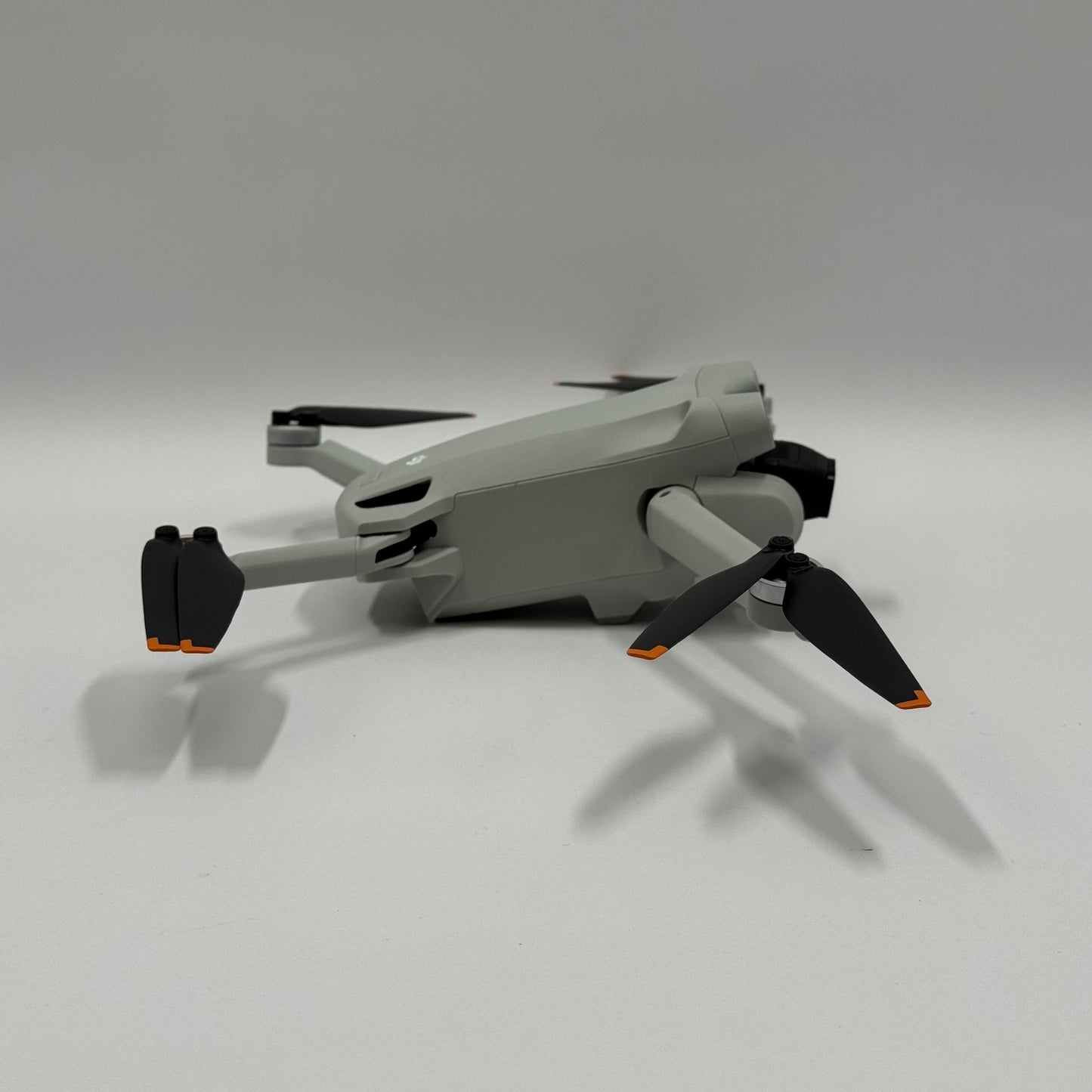 DJI Mini 3 Pro 4K Camera Drone MT3M3VD Camera Drone Bundle