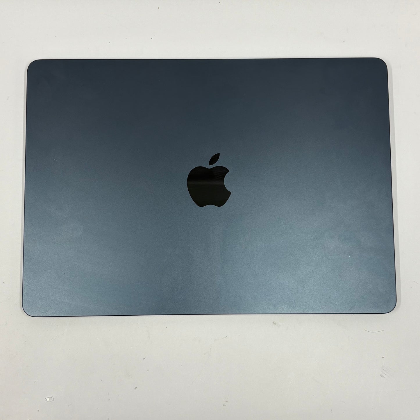 2022 Apple MacBook Air 13.6" M2 8C GPU 3.5GHz 8GB RAM 256GB SSD A2681