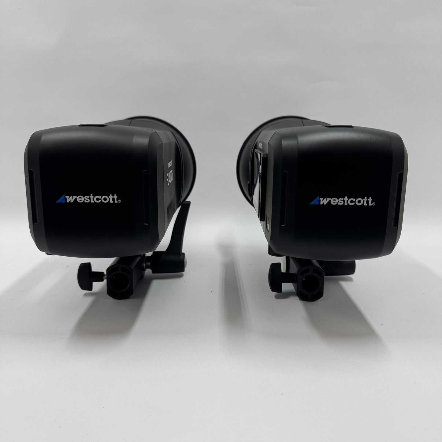 Westcott FJ400 II  Strobe 2-Light Backpack Kit