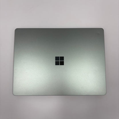 Microsoft Surface Go 2 2013 12.4" i5-1135G7 2.4GHz 8GB RAM 128GB SSD