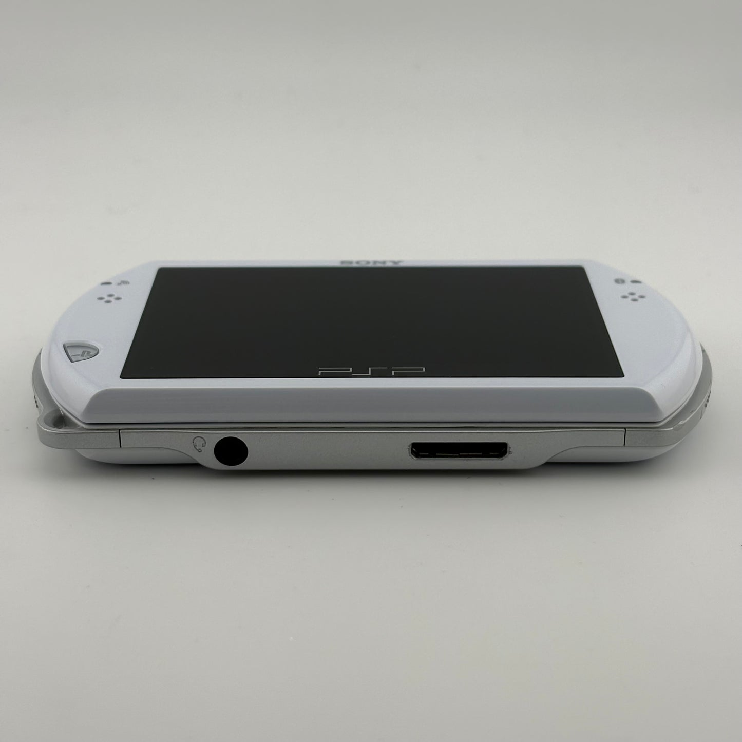 Sony Playstation Portable Go PSP PSP-N1000 Handheld Game System White Only