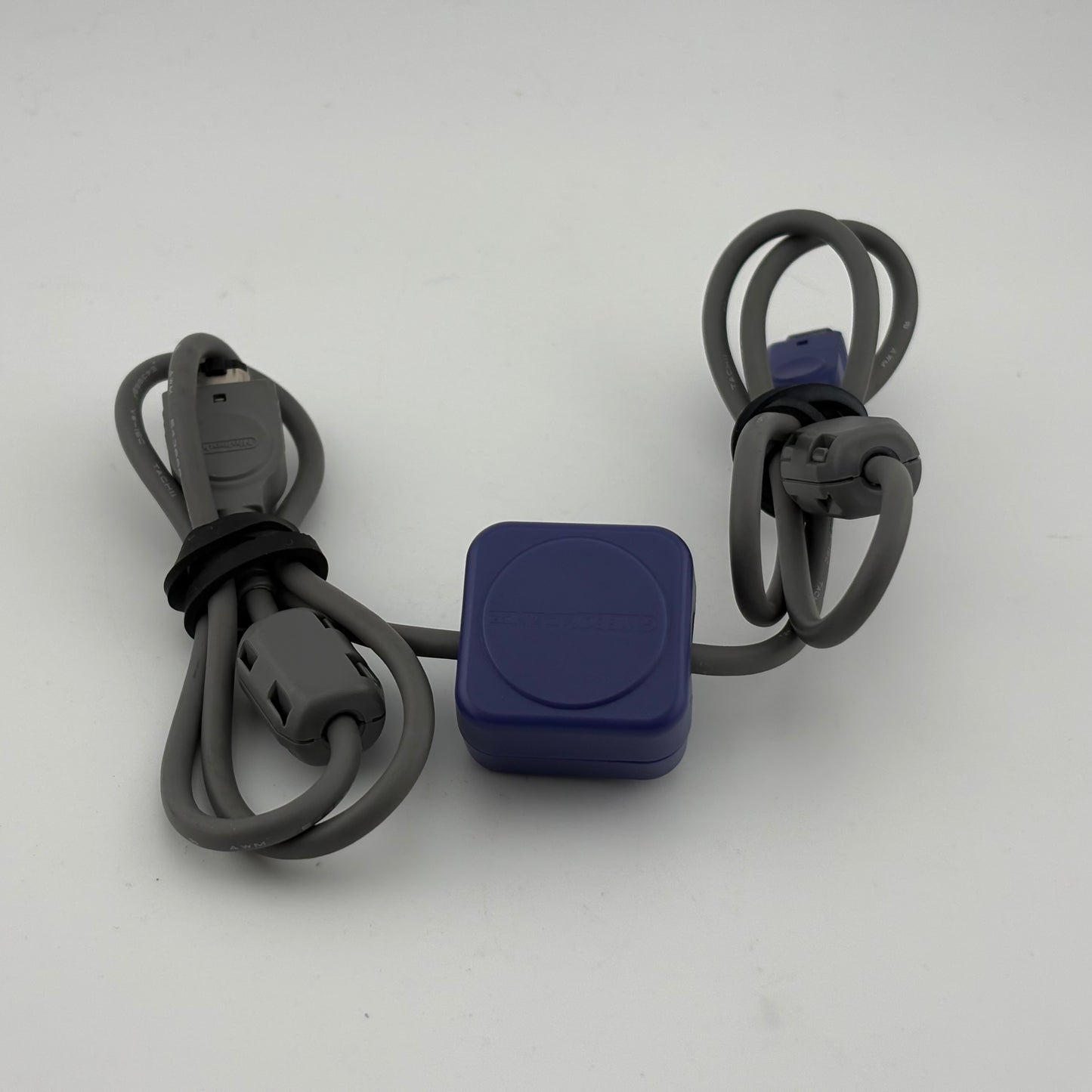 Nintendo GameBoy Advance Link Cable Multiplayer Purple AGB-005