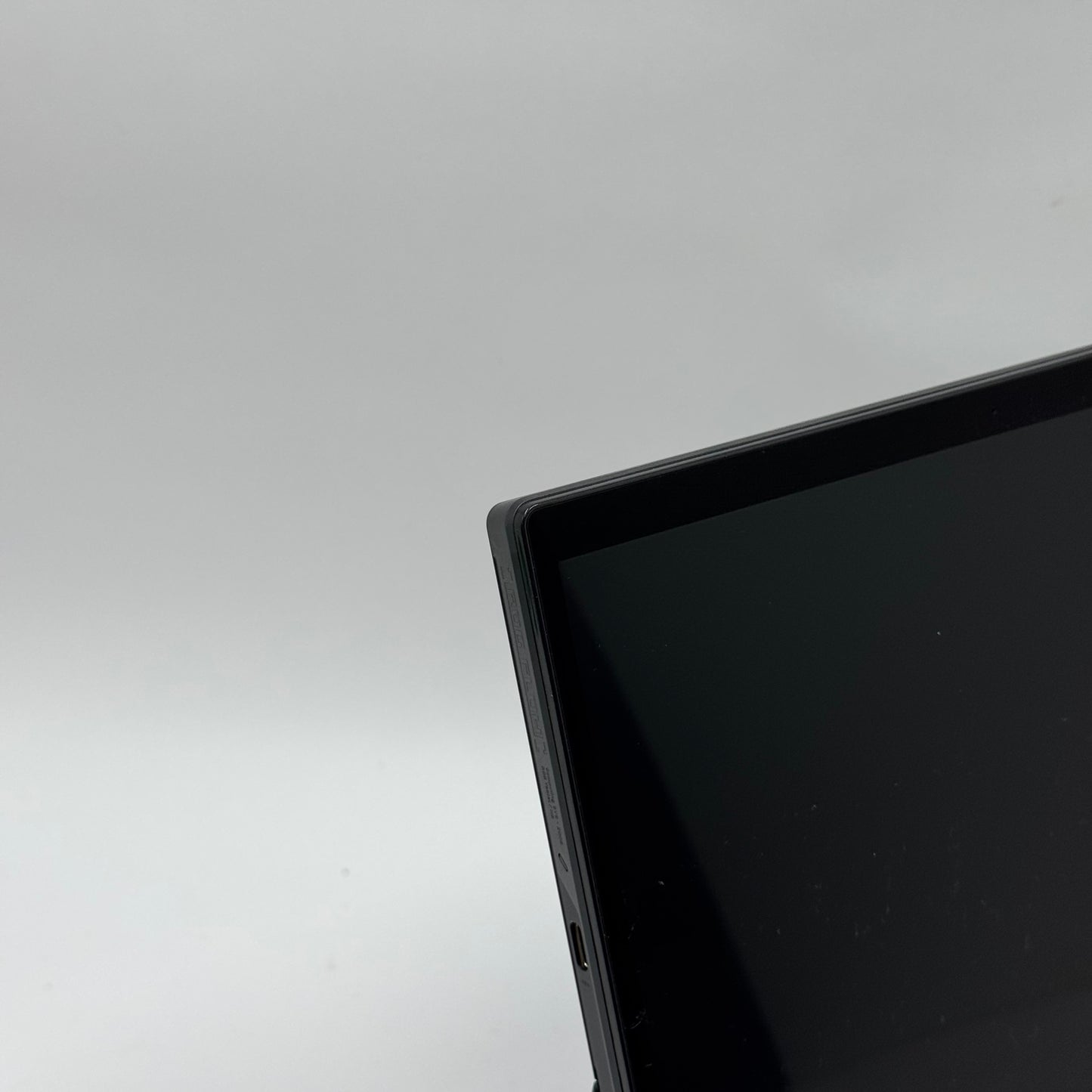 Asus ROG Flow Z13 GZ301V 13.3" i9-13900H 16GB RAM 1TB SSD GeForce RTX 4050
