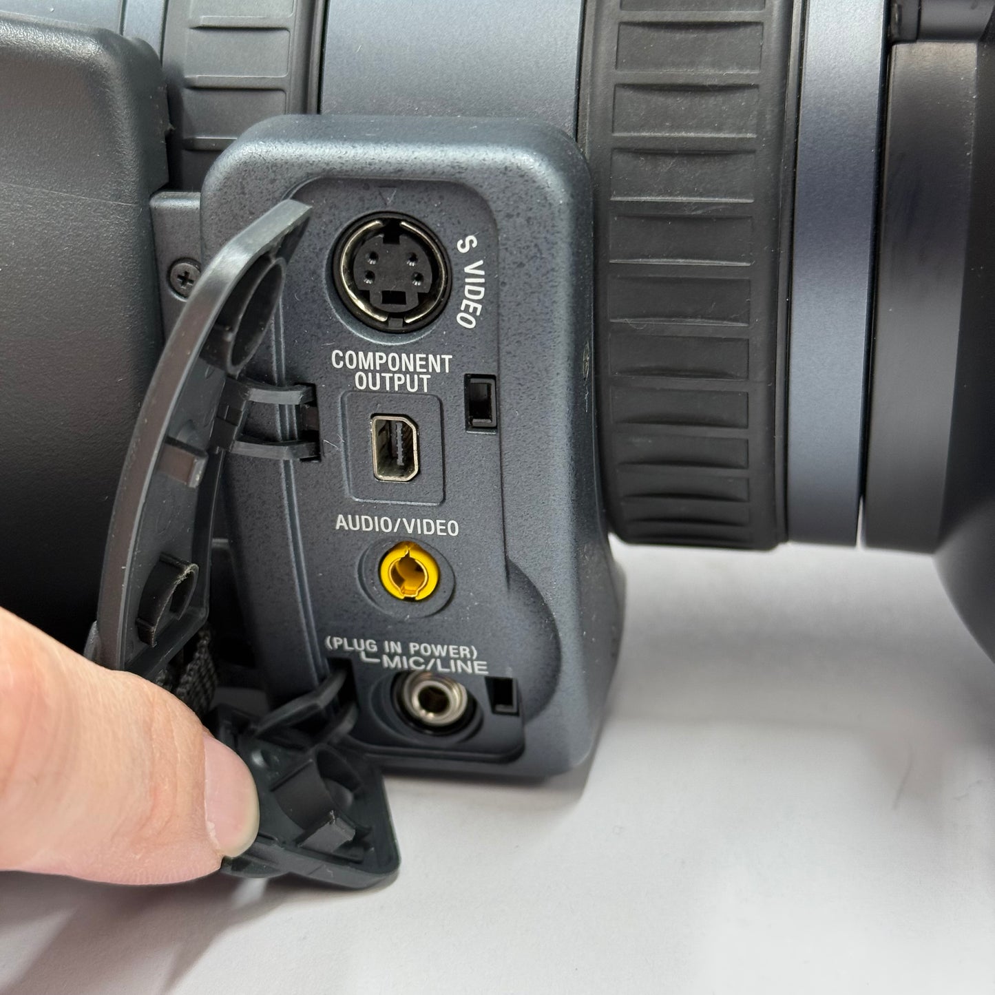 Sony HDV HandyCam HDR-FX1E Digital HD Video Camera Recorder PAL