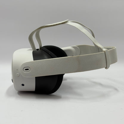 Meta Quest 3S 128GB Standalone All-in-One VR Headset P97