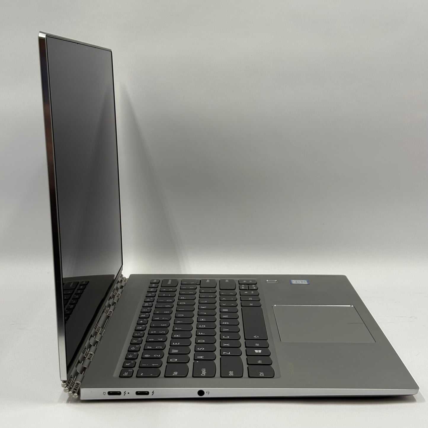 Lenovo Yoga 920 13.9" i7-8550U 16GB 1TB Star Wars Special Edition 3506 of 4000