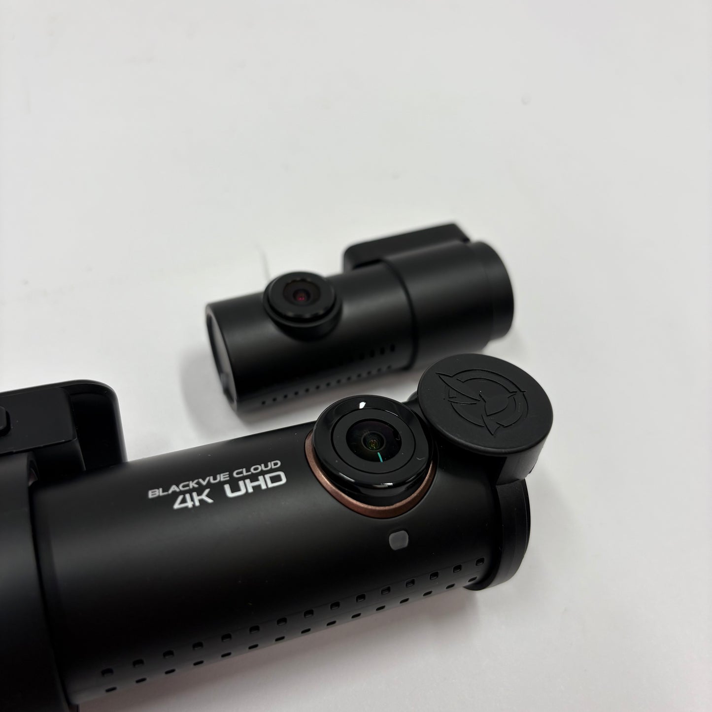 BlackVue DR900S-2CH Dashcam 4K UHD WiFi GPS Front and Rear